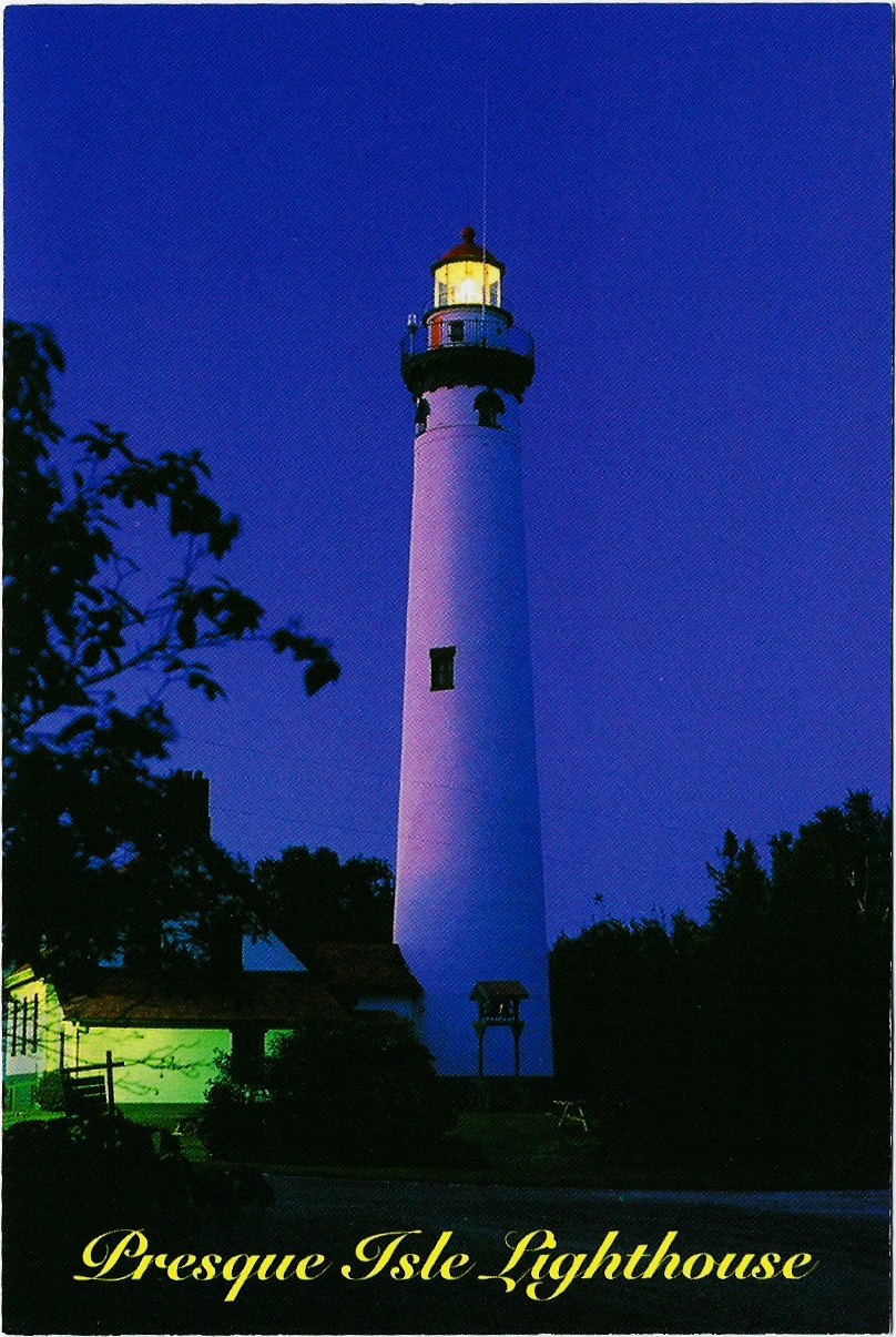 Presque Isle Lighthouse Postcard 5912 (MI)