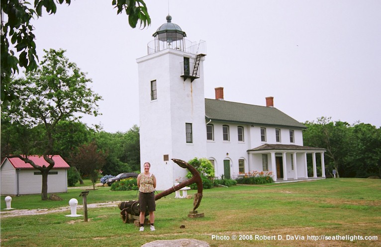 Horton Point Lighthouse https://www.seathelights.com