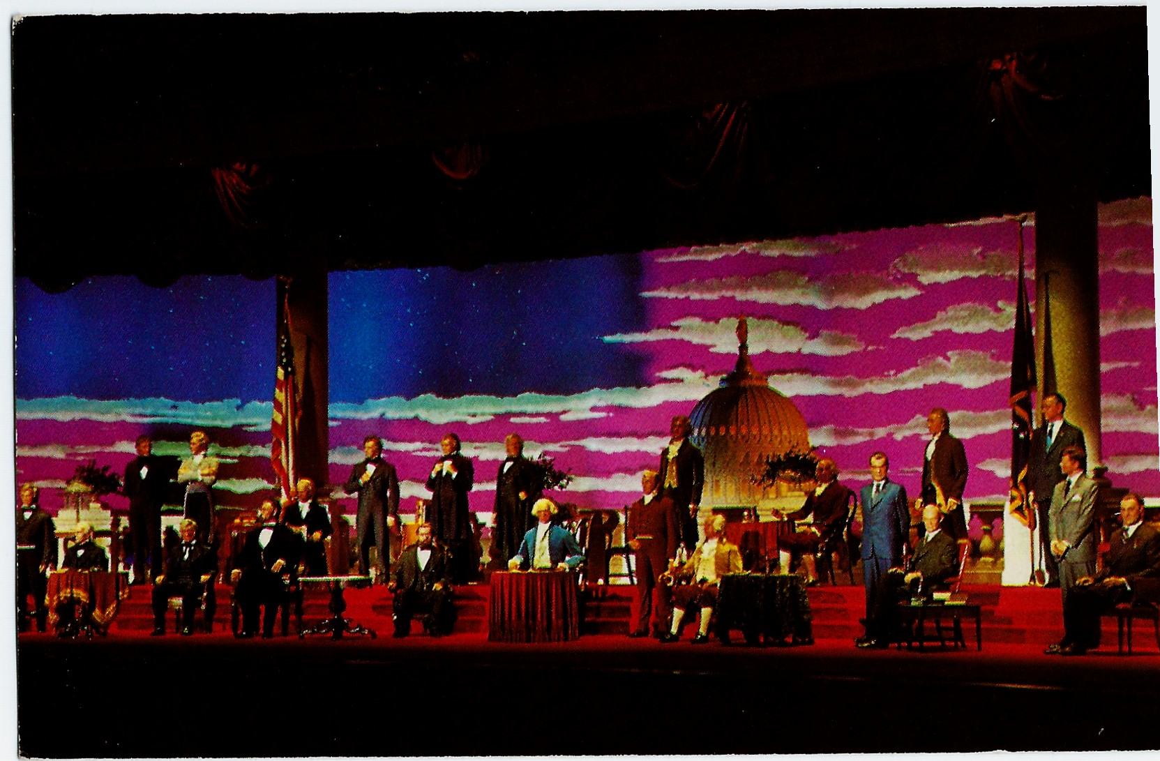 5161 WALT DISNEY WORLD THE HALL OF PRESIDENTS UNUSED POSTCARD 01 - Click Image to Close