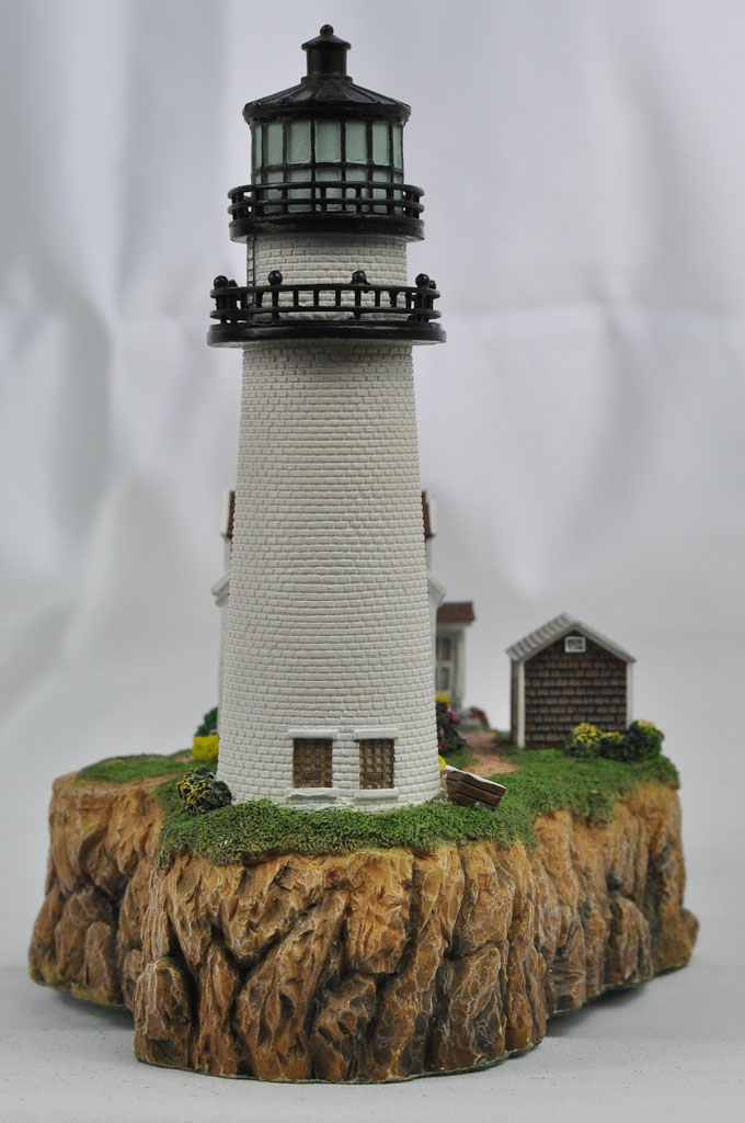 Highland, MA Lighthouse HL439 #A1987 2002 Harbour Lights®