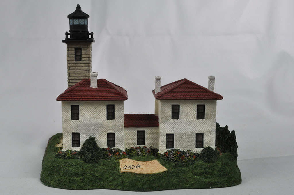 Beavertail, RI Lighthous HL188 4528/9300 1997 Harbour Lights® Beavertail, RI Lighthous HL188 4528/9300 1997 Harbour Lights®