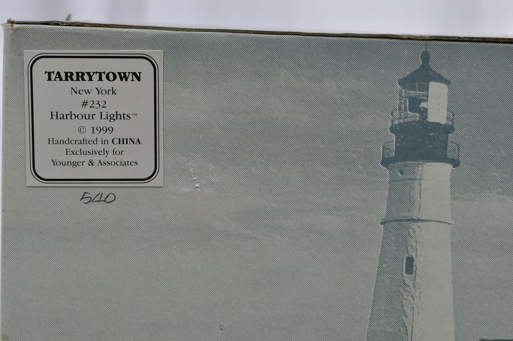 Tarrytown, NY HL232 540/10000 1999 Harbour Lights® - Click Image to Close
