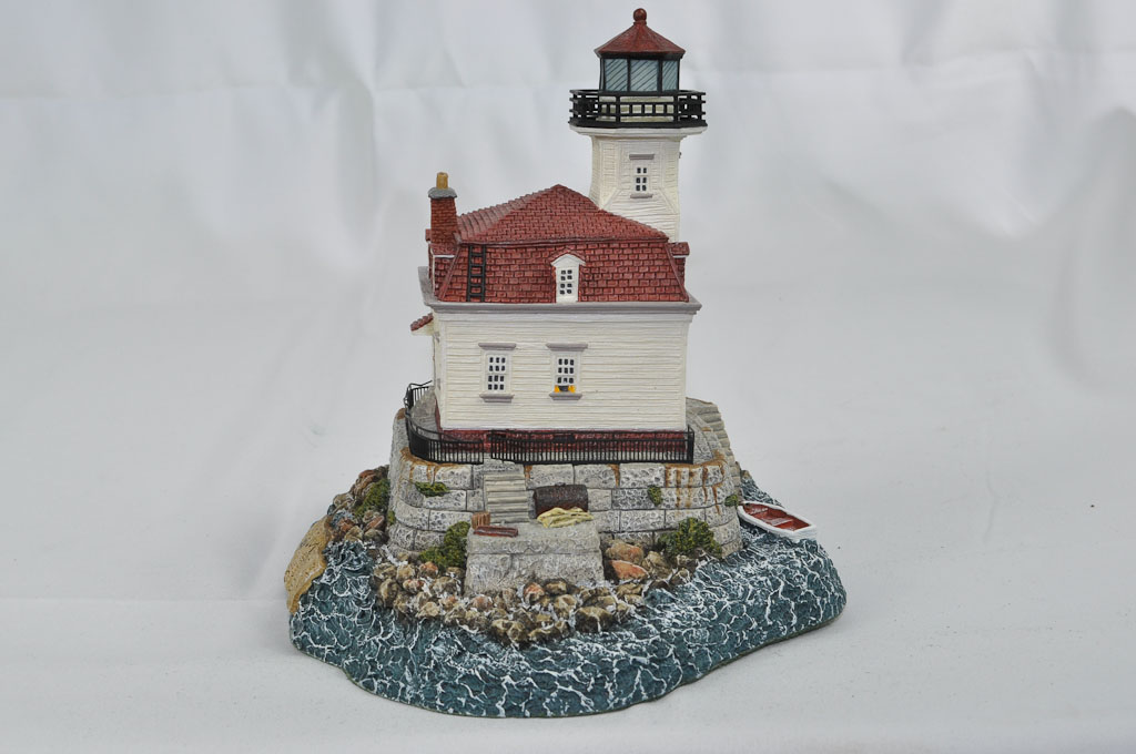 Esopus Meadows, NY Lighthouse HL231 #2975/10000 Signed 1999 - Click Image to Close