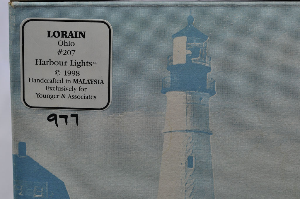 Lorain, OH Lighthouse HL207 #977/1000 1998 Harbour Lights®
