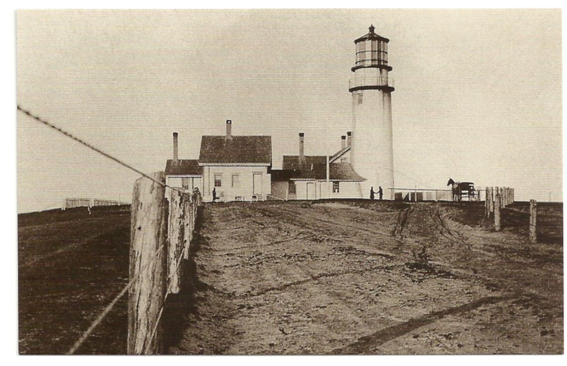Highland (MA) Lighthouse Postcard - Click Image to Close