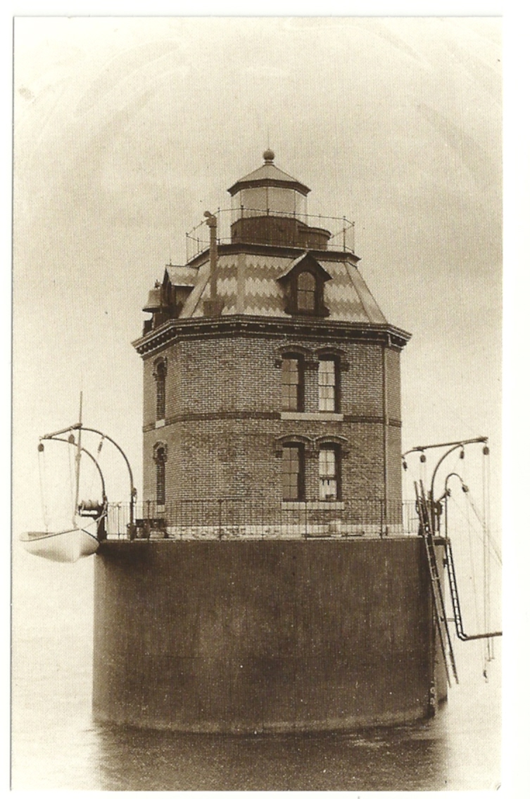 Sandy Point Lighthouse Postcard (MD) - Click Image to Close