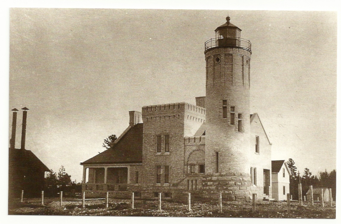 Old Mackinac Point Lighthouse Postcard (MI) - Click Image to Close