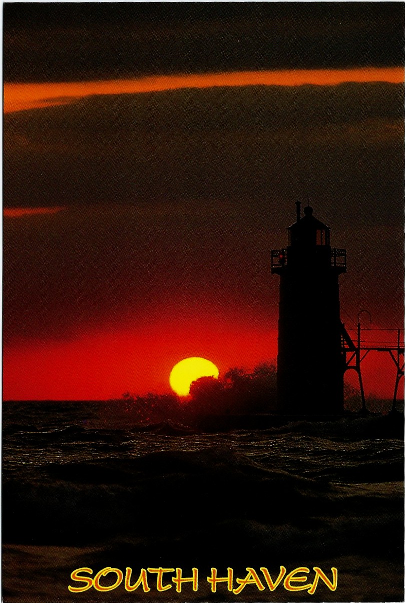 South Haven South Pier Lighthouse Postcard 2233 (MI)