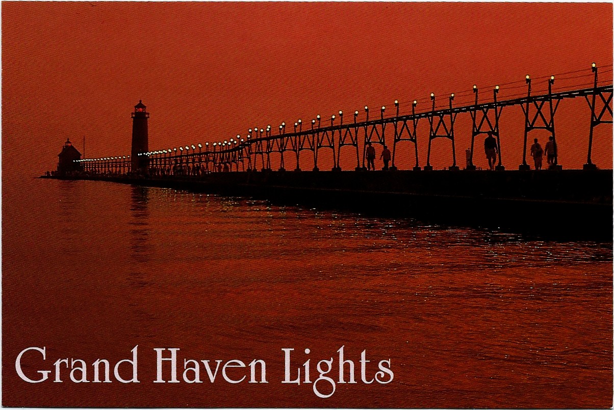 Grand Haven Lights Postcard 4301 - Click Image to Close