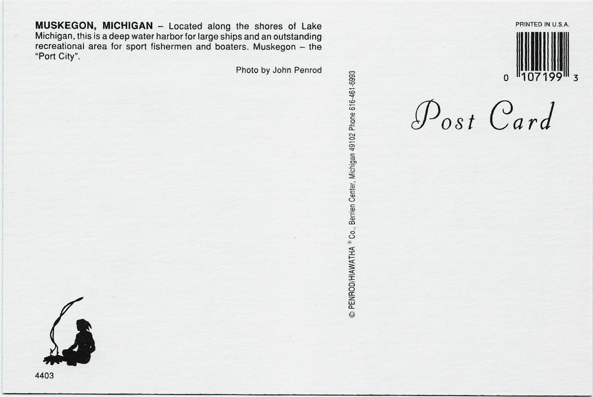 Muskegon South Pier Lighthouse Postcard 4403