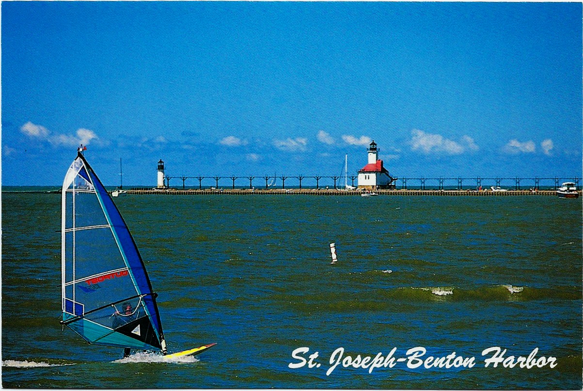 St. Joseph-Benton Harbor Lighthouses Postcard 2117