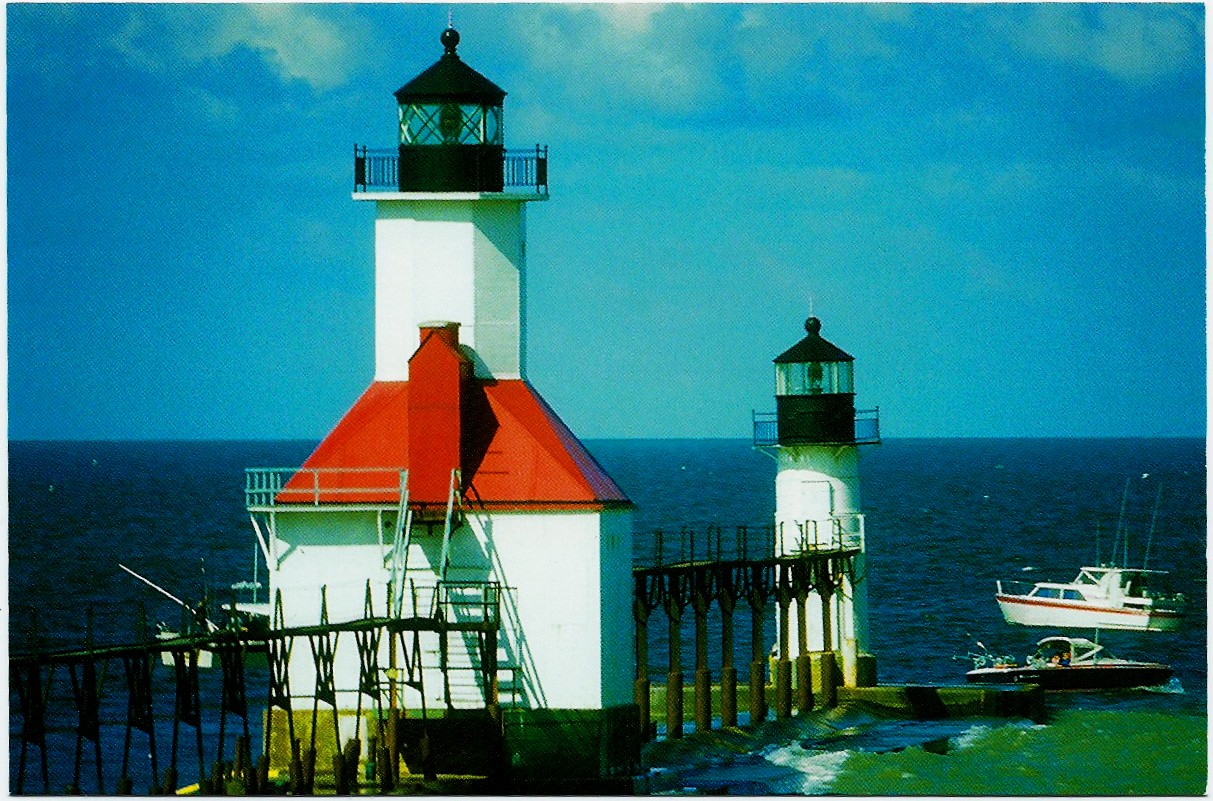St. Joseph-Benton Harbor Michigan Lighthouses Postcard 2112