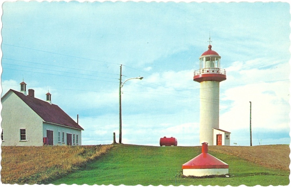 GASPE NORD QUEBEC CANADA LIGHTHOUSE POSTCARD 21689-C GASPE NORD QUEBEC CANADA LIGHTHOUSE POSTCARD 21689-C