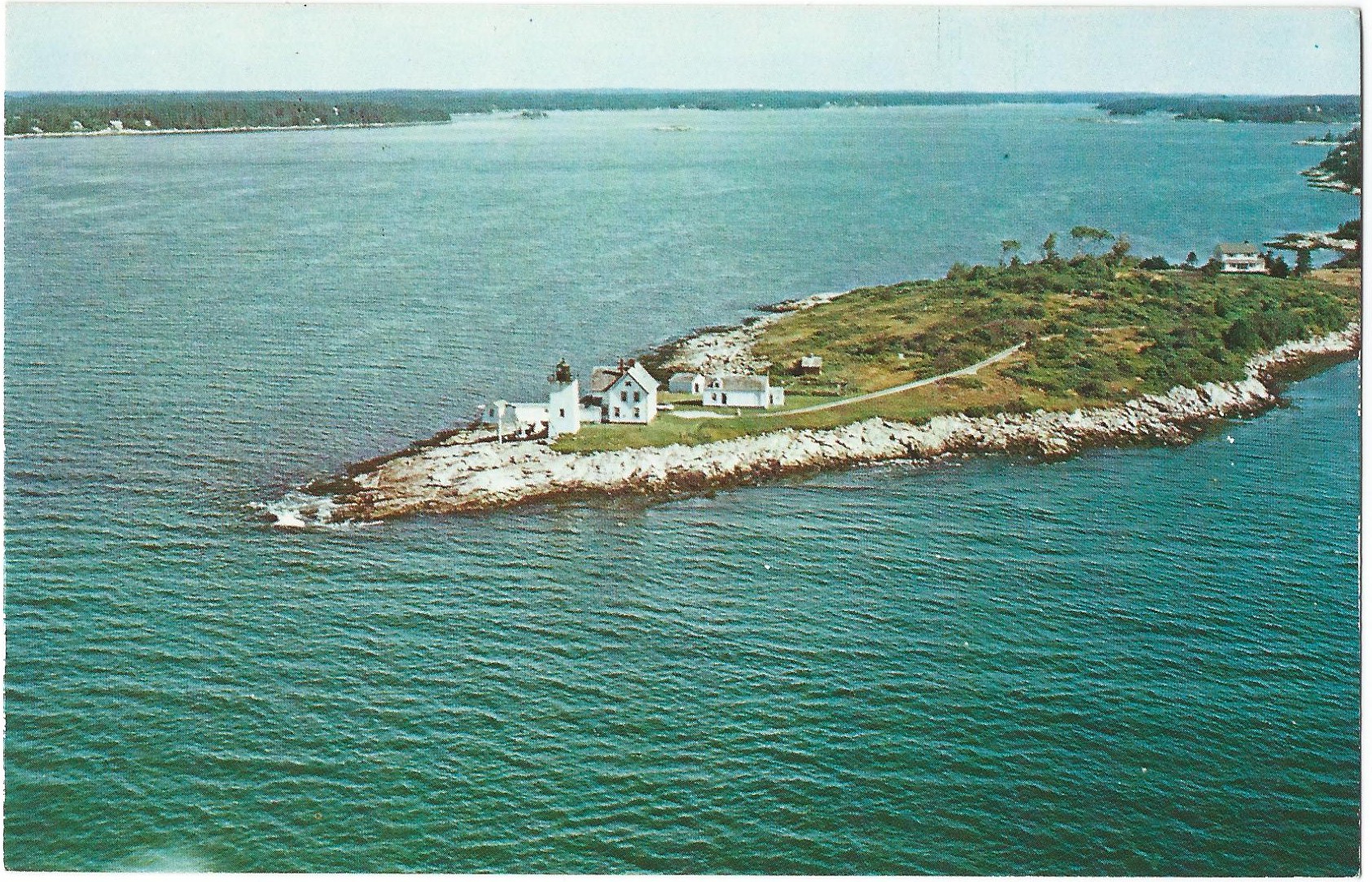HENDRICKS HEAD LIGHT MAINE POSTCARD 493 136546 (ME) HENDRICKS HEAD LIGHT MAINE POSTCARD 493 136546 (ME)