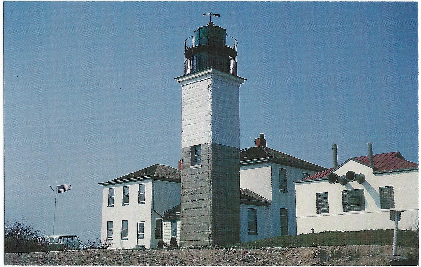 BEAVER TAIL LIGHT POSTCARD NEW ENGLAND LIGHTHOUSE SERIES #6 (RI BEAVER TAIL LIGHT POSTCARD NEW ENGLAND LIGHTHOUSE SERIES #6 (RI