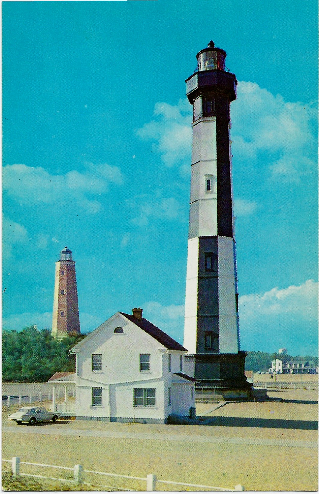 Cape Henry Lighthouses Old & New Postcard K-11650 Virginia (VA) - Click Image to Close