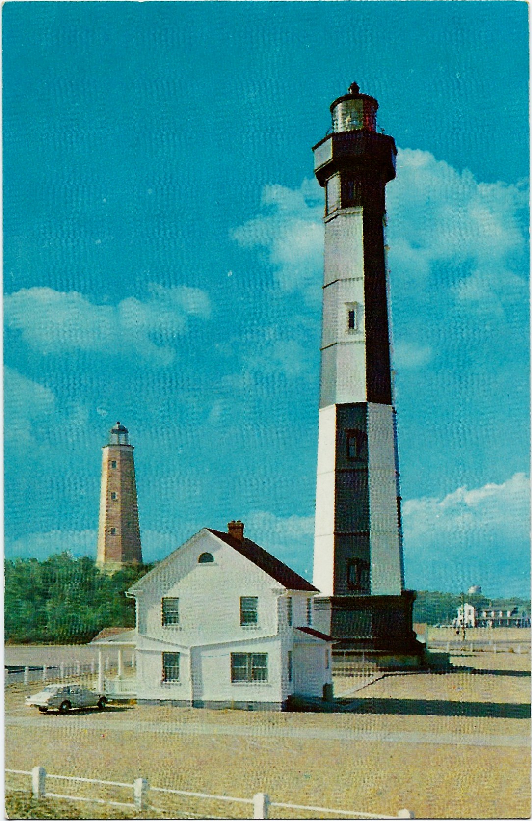 Cape Henry Lighthouses Old & New Postcard K-11650 Virginia (VA) - Click Image to Close