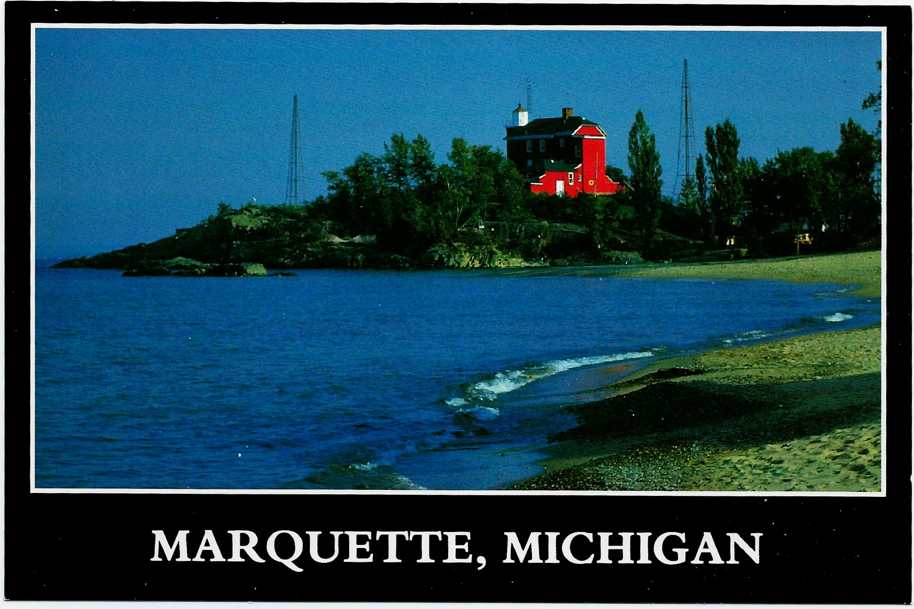 Marquette Harbor Lighthouse Postcard 7618 (MI)