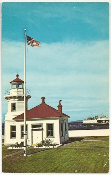 MUKILTEO FAMOUS LIGHTHOUSE AND WASHINGTON STATE FERRY POSTCARD