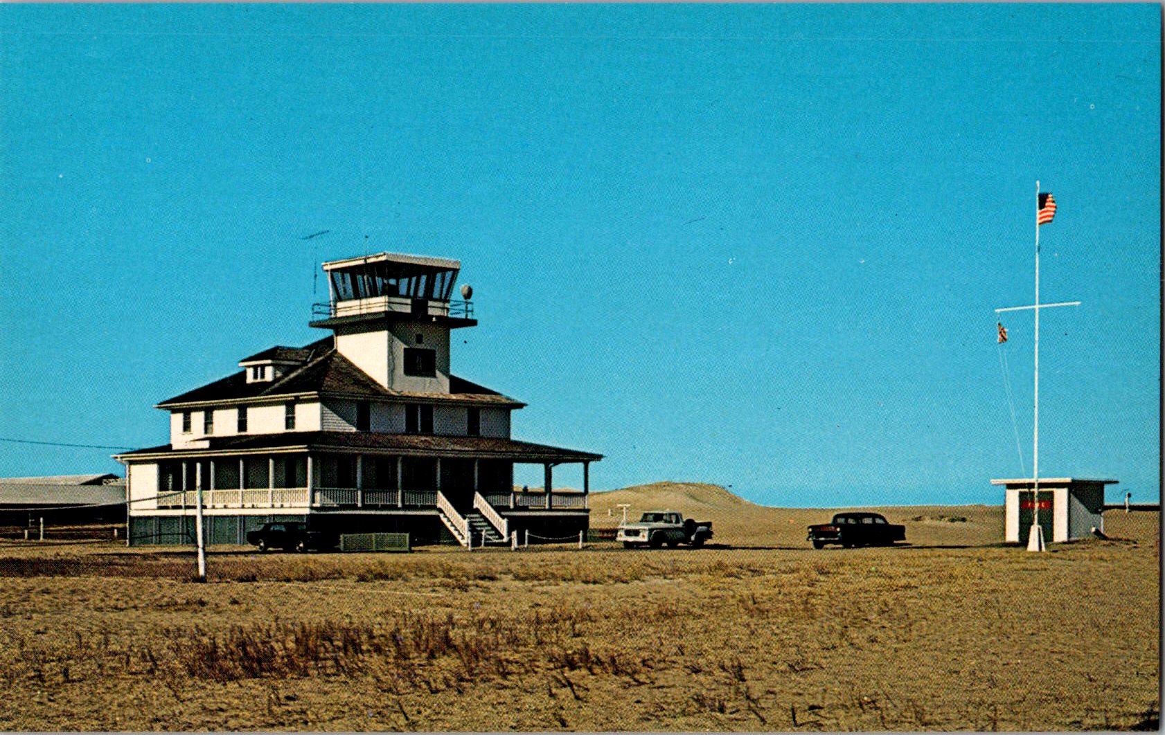 Kill Devil Hills Life Boat Station Postcard P64918 - Click Image to Close