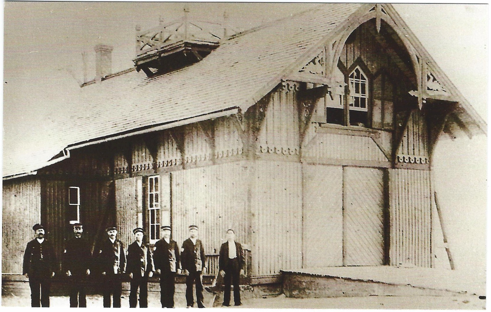 US Life Saving Service: LSS Station #6 Postcard Kitty Hawk, NC