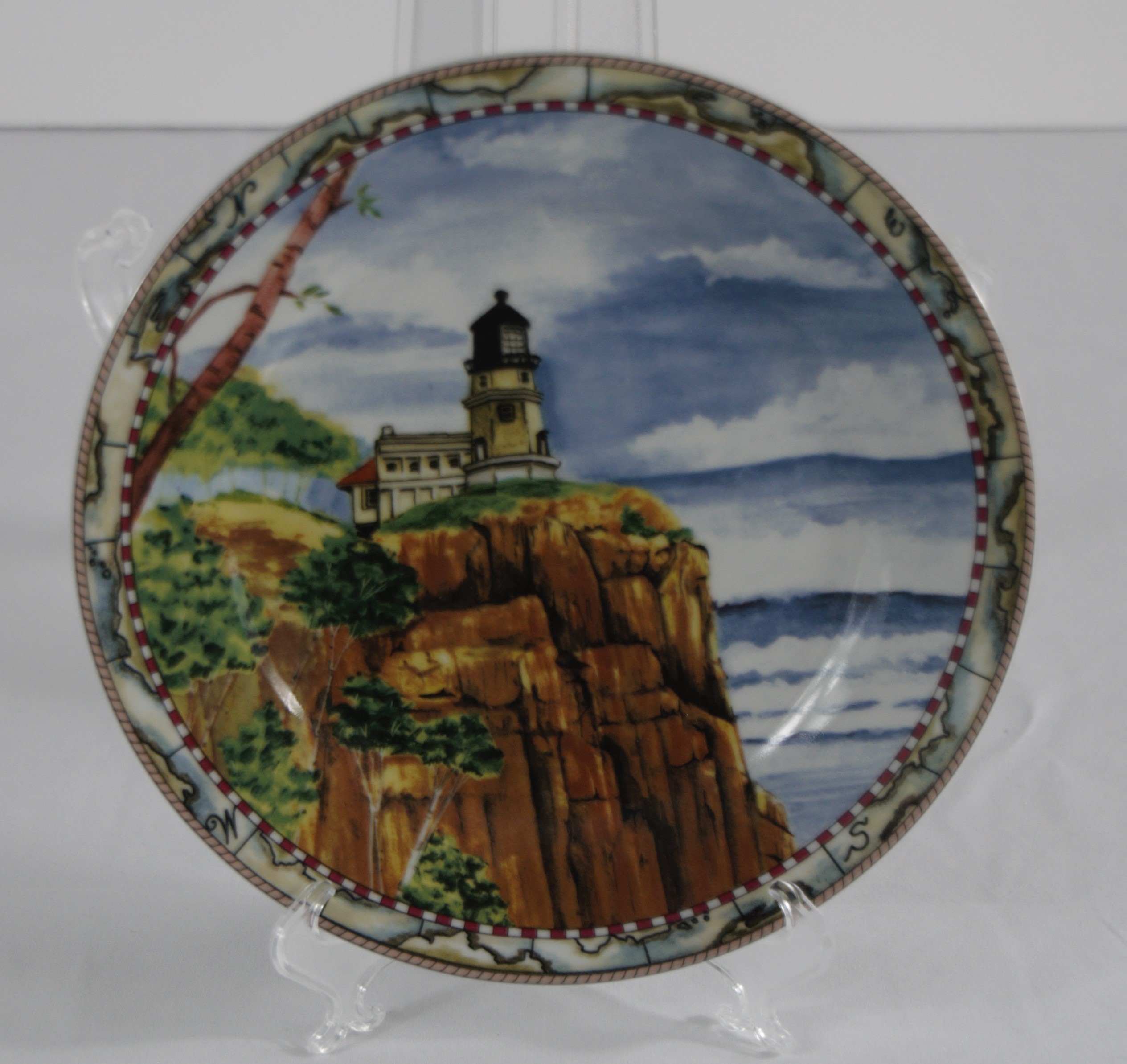 Split Rock, MN Lighthouse 8-inch Collector Plate