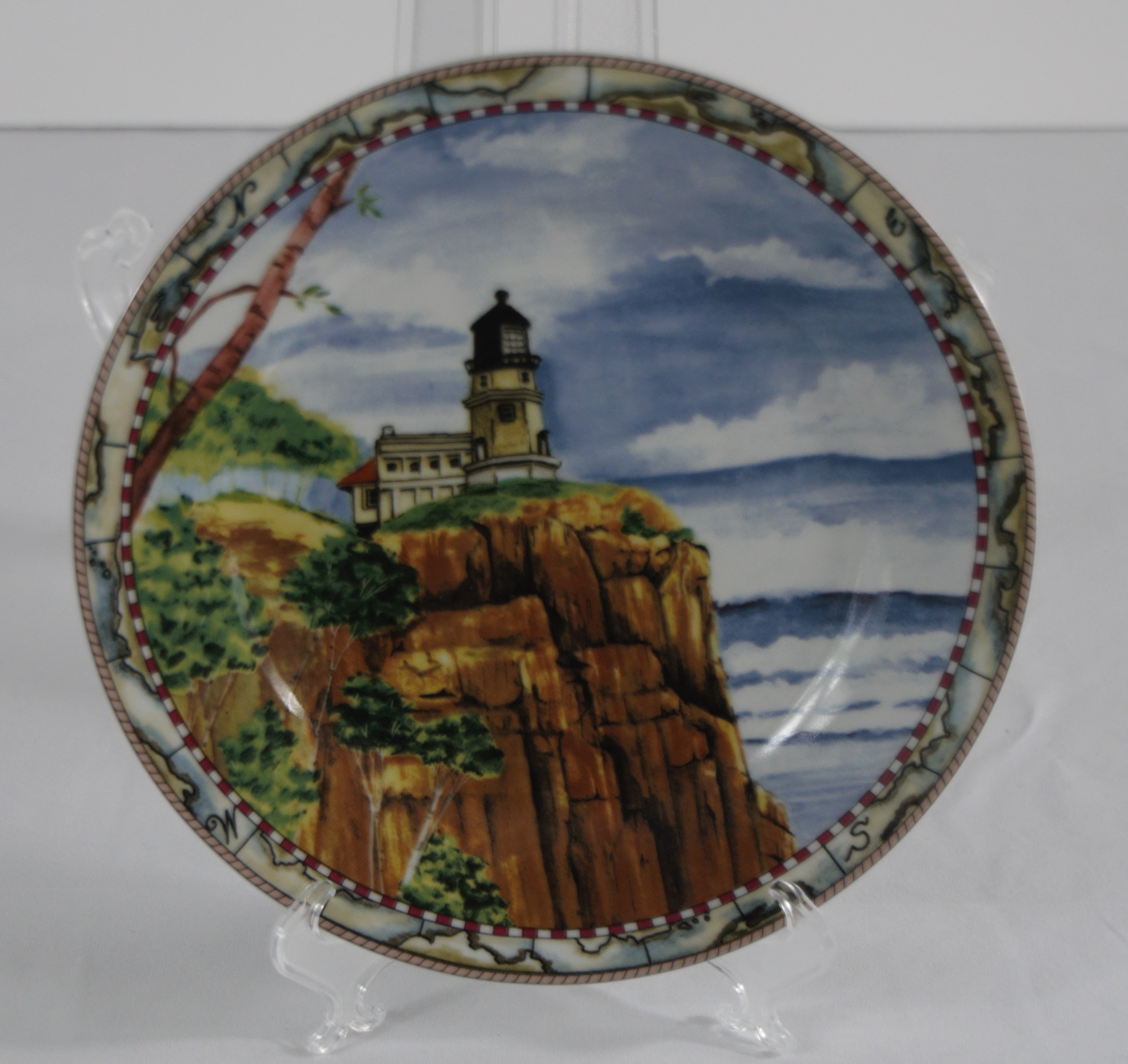 Split Rock, MN Lighthouse 8-inch Collector Plate - Click Image to Close